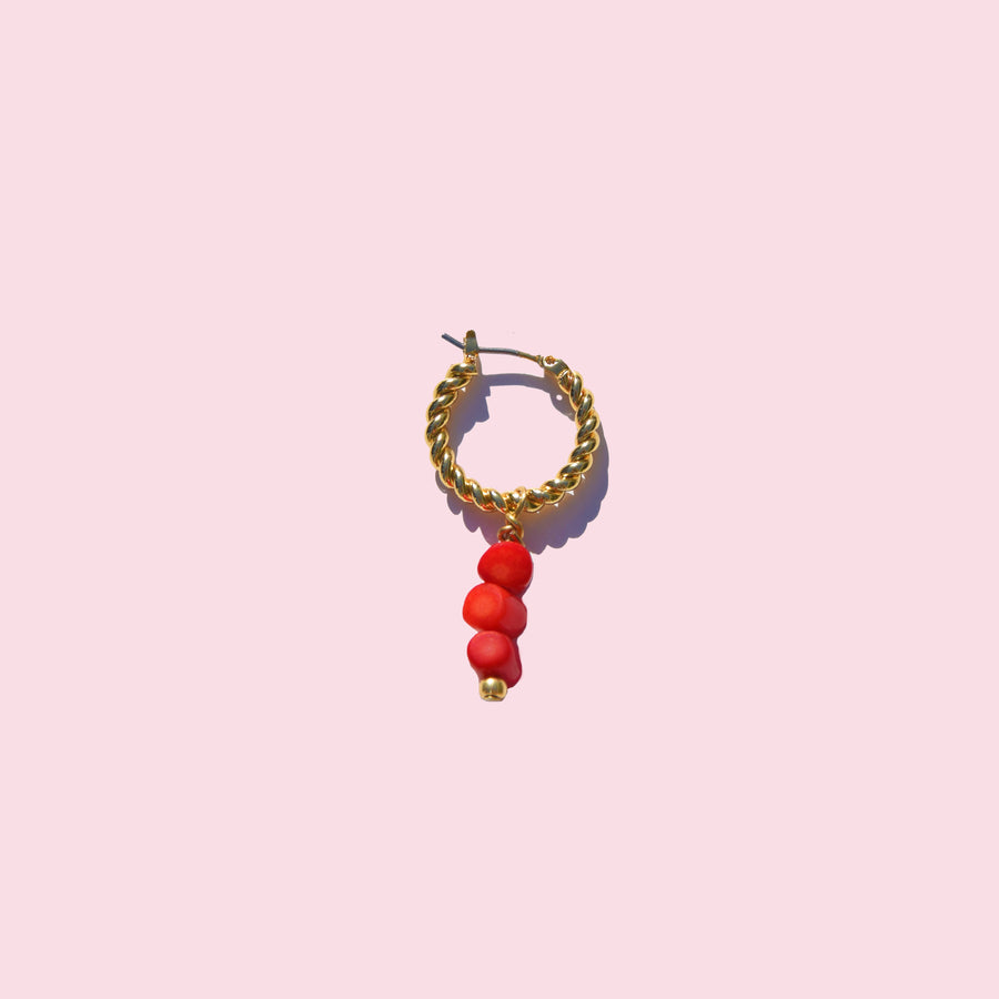 Red leaves twisted earring